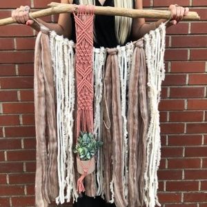Beautiful Boho "Lovely Dream" handmade macrame pla